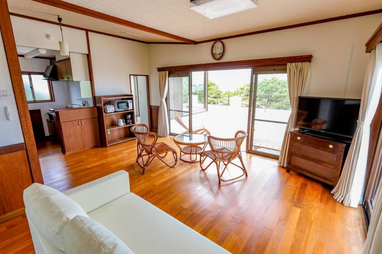 Ishigaki Sunset Cove Hotel Exterior photo