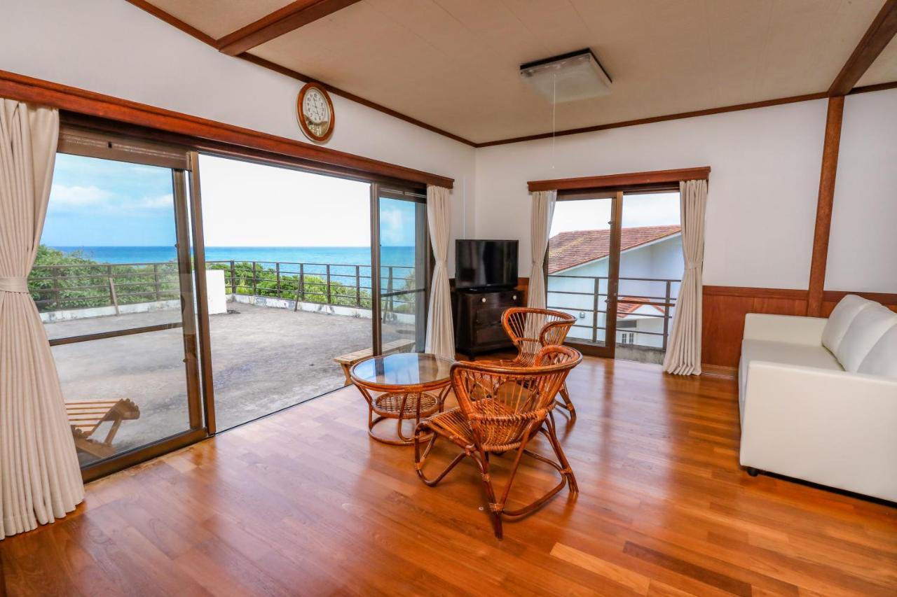 Ishigaki Sunset Cove Hotel Exterior photo