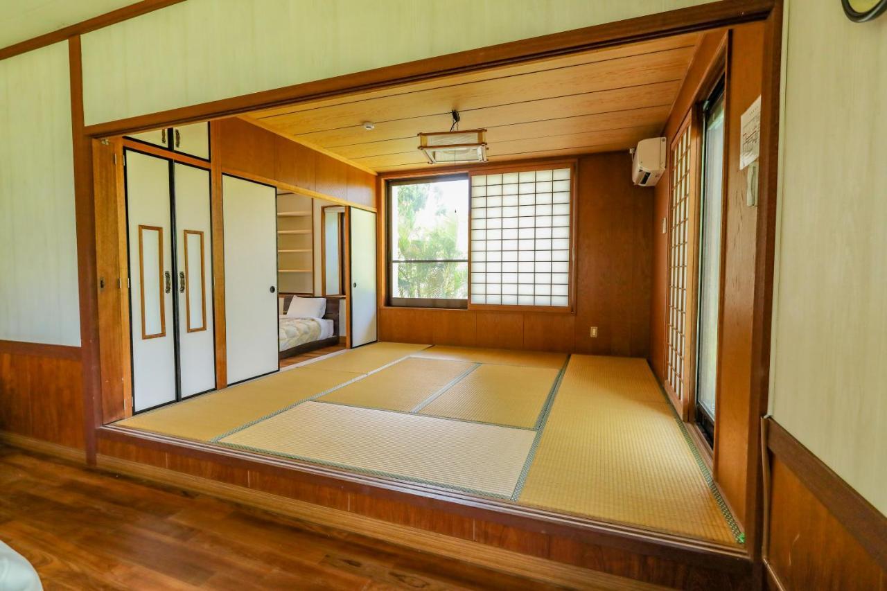 Ishigaki Sunset Cove Hotel Exterior photo