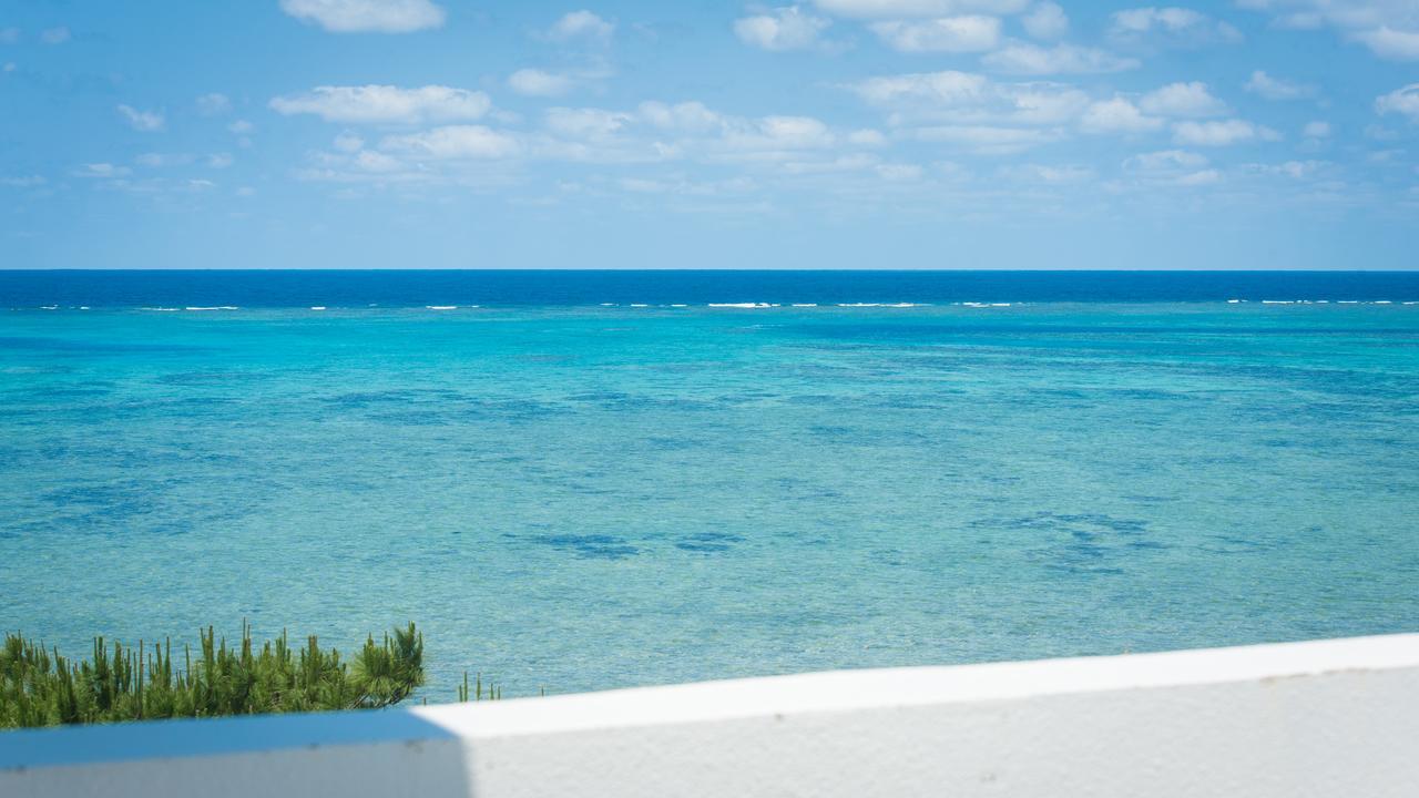 Ishigaki Sunset Cove Hotel Exterior photo